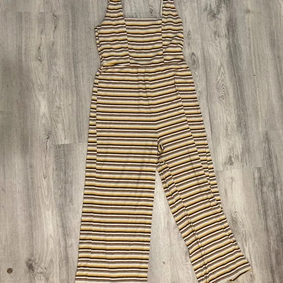 stripped jumpsuit - Picture 1 of 4